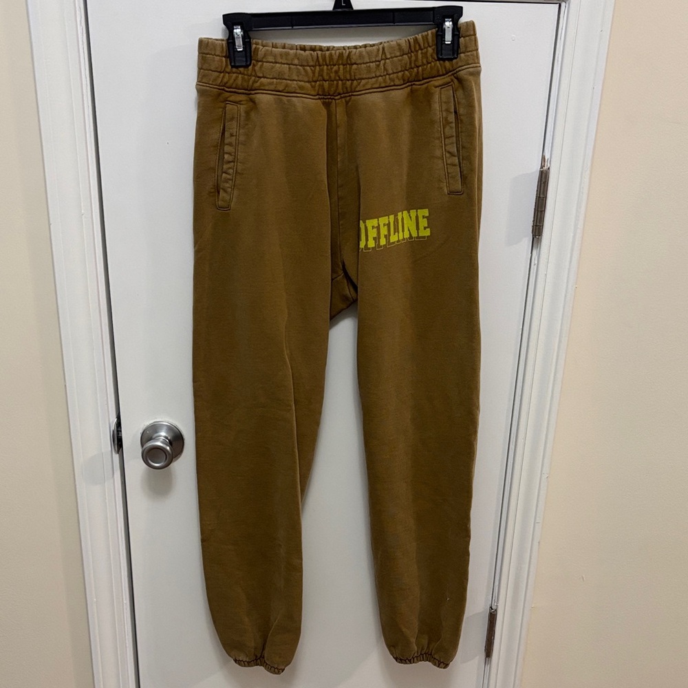 Aerie Offline Olive Cream Sweats/Joggers size Small